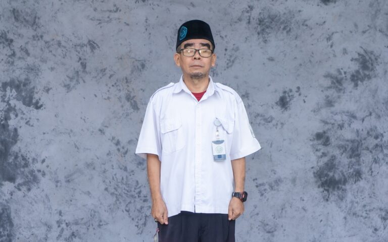 Akmal, S.Th.I